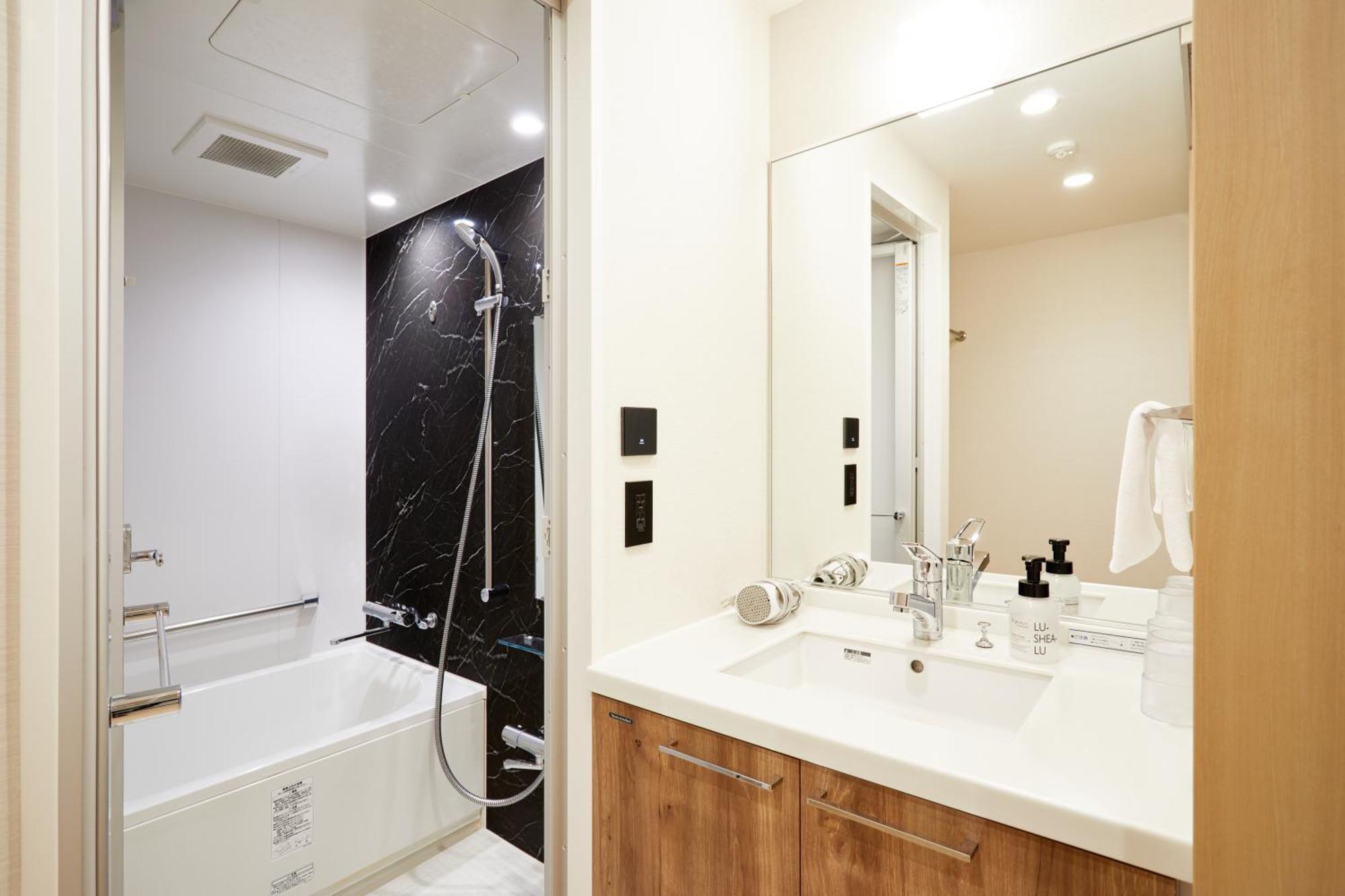 Far East Village Hotel Osaka, Namba South Екстер'єр фото